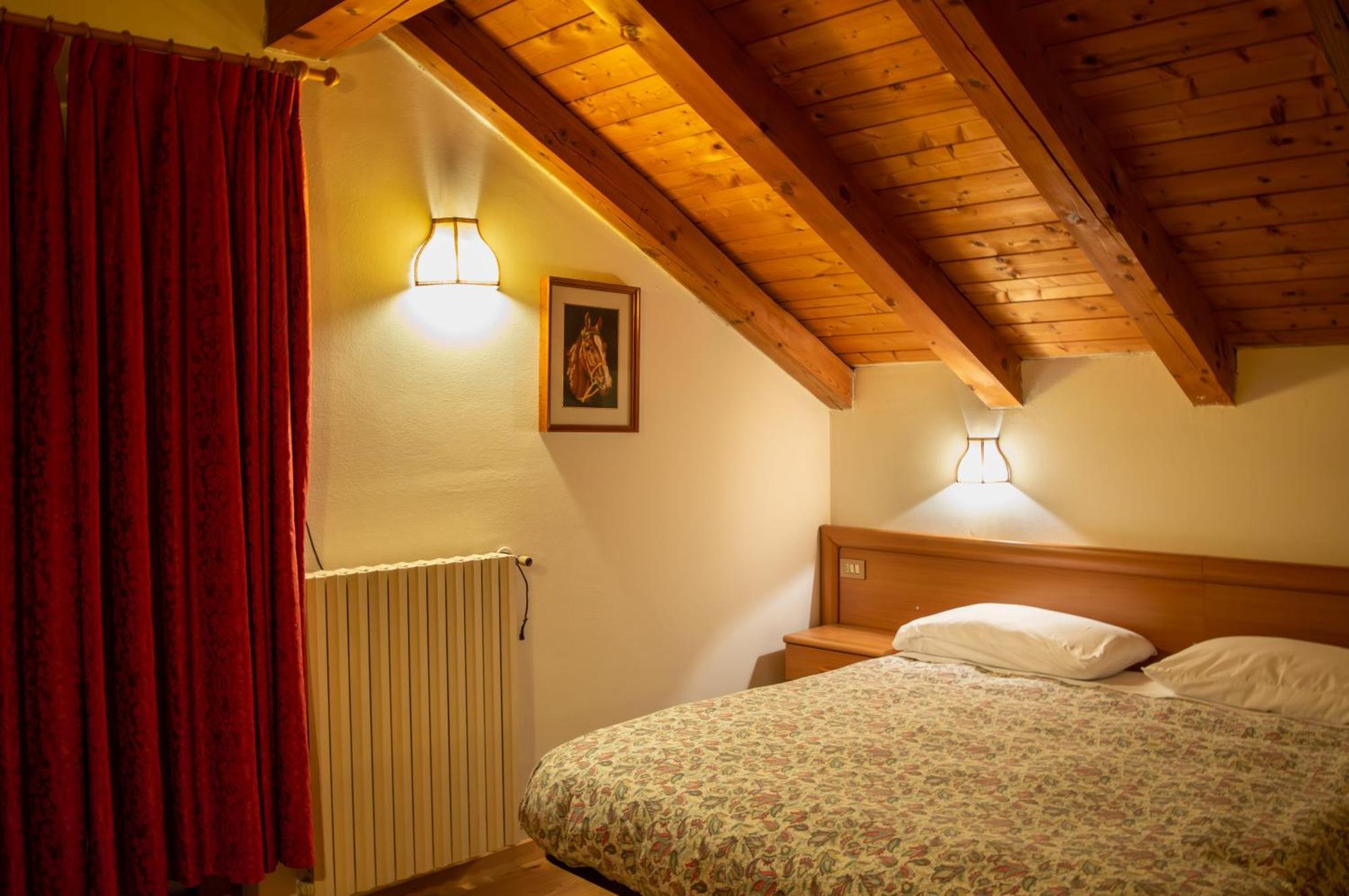 Hotel Serena - Tre Cime Views アウロンツォ・ディ・カドーレ 部屋 写真